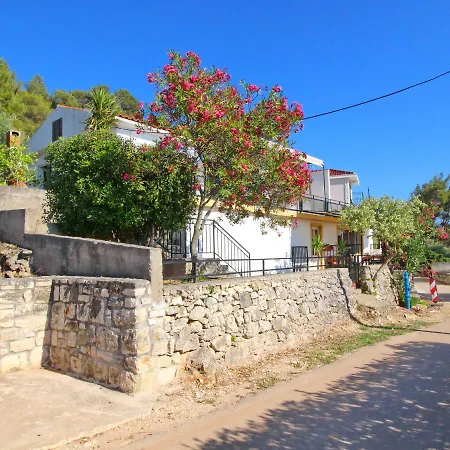 Gradina Sunset شقة *